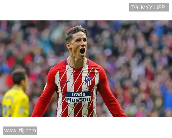 帅气足球明星的魅力瞬间展现男神风范与运动激情的完美结合